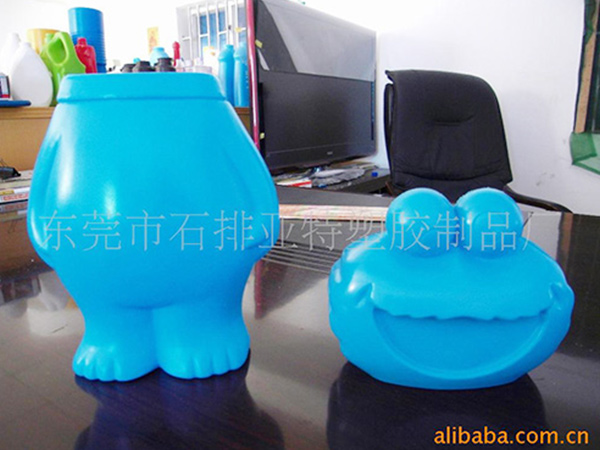 供應(yīng)創(chuàng)意兒童糖果罐